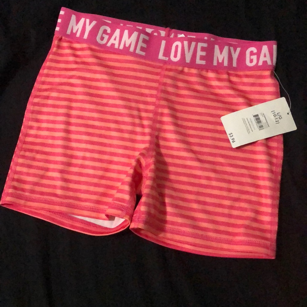 Cute striped stretchy shorts